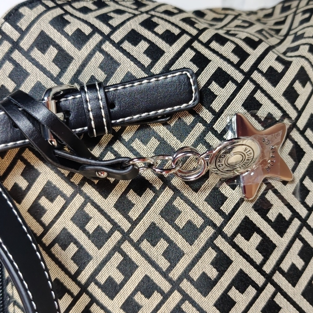 NWT Tommy Hilfiger Black and Tan In Signature Canvas Print Satchel - Picture 5 of 12
